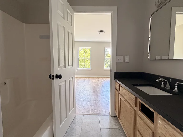 16823 Stahelin Ave — Photo 10