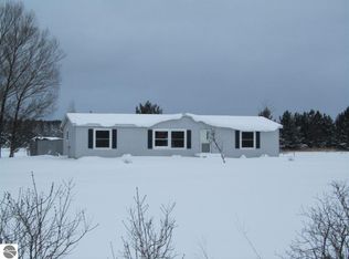 1757 Anderson Rd SE, Kalkaska, MI 49646