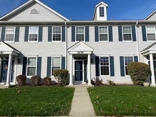 2279 Barrington Dr E #2279 Photo 1