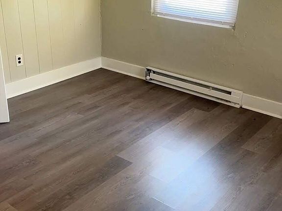 3rd image of 805 Rountree Ave SE