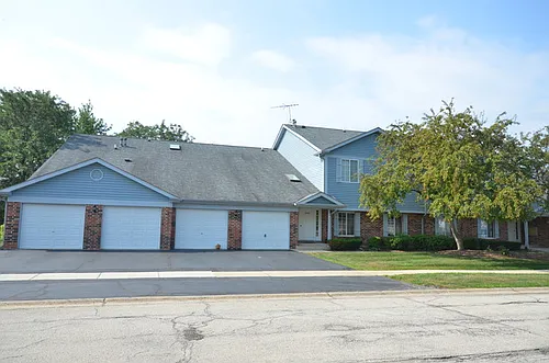 1661 Commodore Ct #3 Photo 1