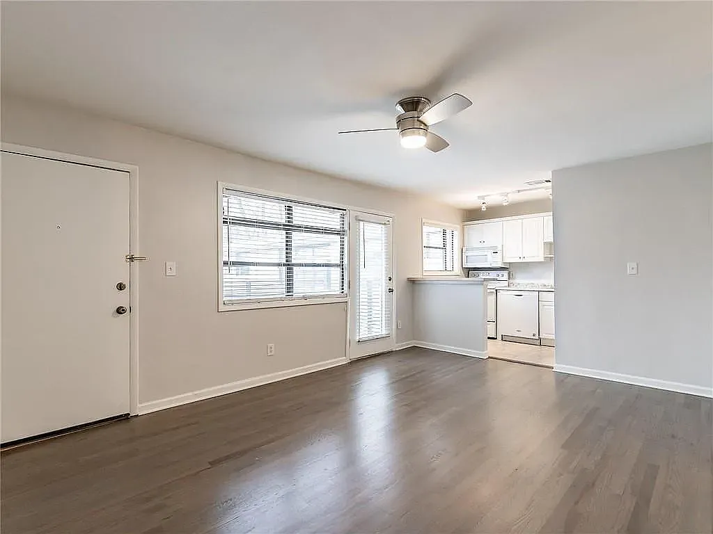 1 bed, 643 sqft, $1,800 — Photo 4