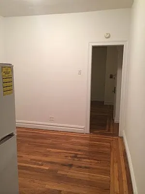 Rented by Lang Realty LLC | media 26