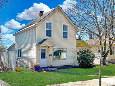 916 Webster St, Traverse City, MI, 49686