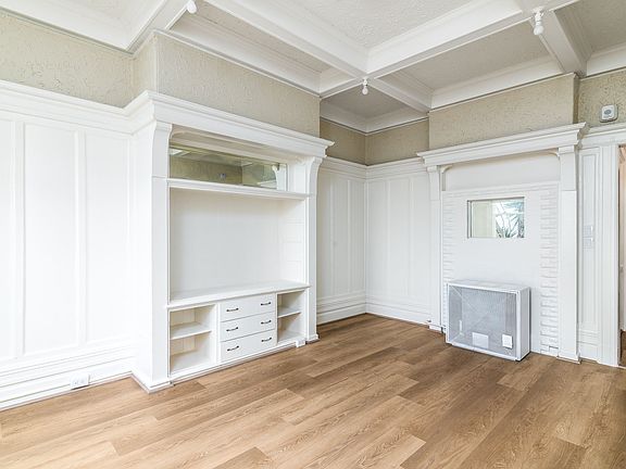 4th image of 312-322 Baker St #320B