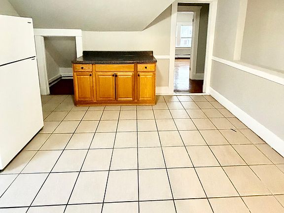 2nd image of 322 Sherman Ave #3