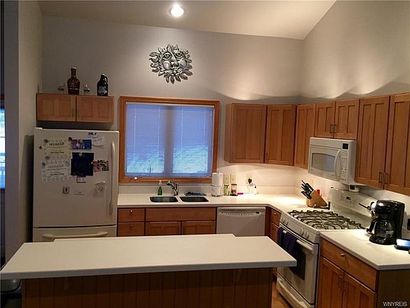5th image of 3 McKinley Dr