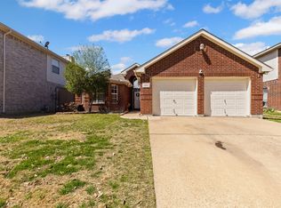 1811 Creekpark Trl, Arlington, TX 76018