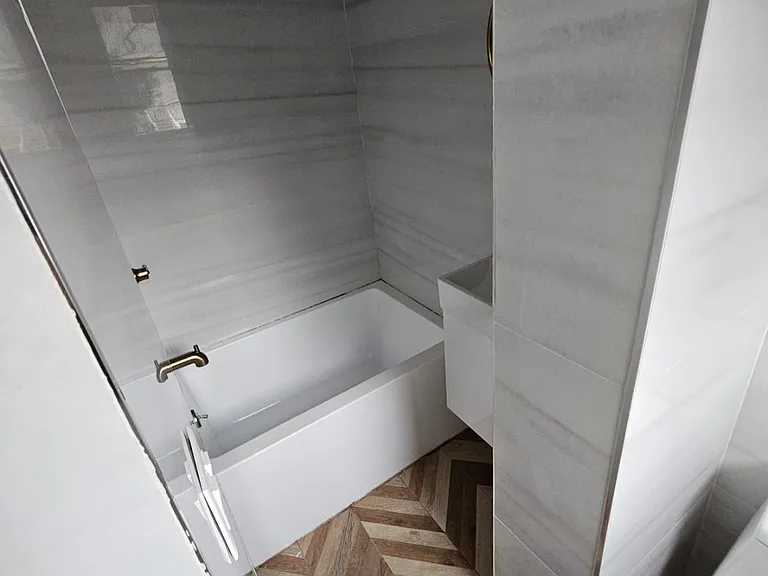 78 Clerk St #22 — Photo 4