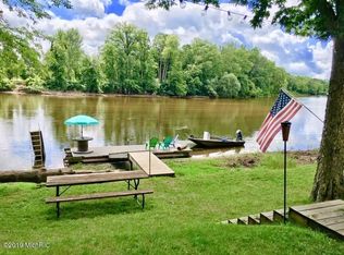 9200 W Main St, Grant, MI 49327