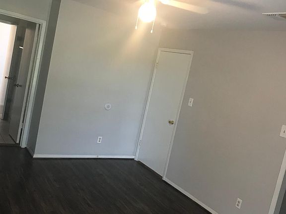 4th image of 930 Greenspointe Ave #M4f89hsfy