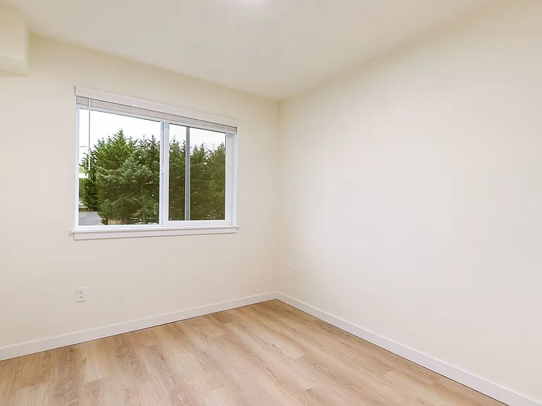 1809 E Sunset Dr — Photo 30