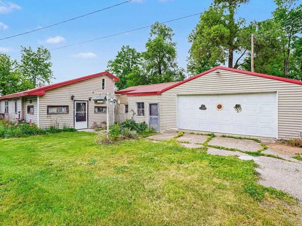 50697 E Indiana Lake Rd, Bristol, IN 46507