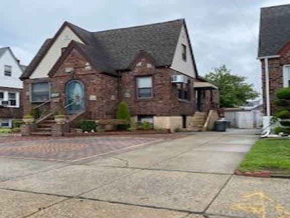 2nd image of 158-30 96th St