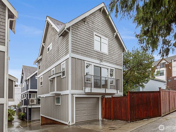 2nd image of 910 N 74th Street