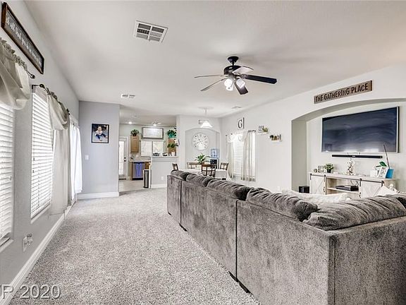 4th image of 1693 Dark Wolf Ave