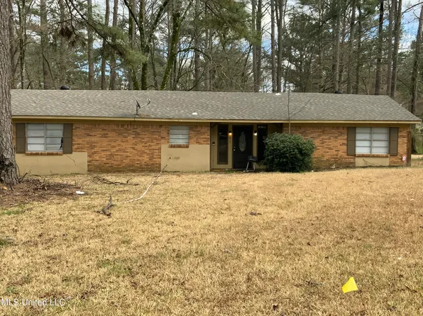 613 Upper Darby Rd, Jackson, MS 39212