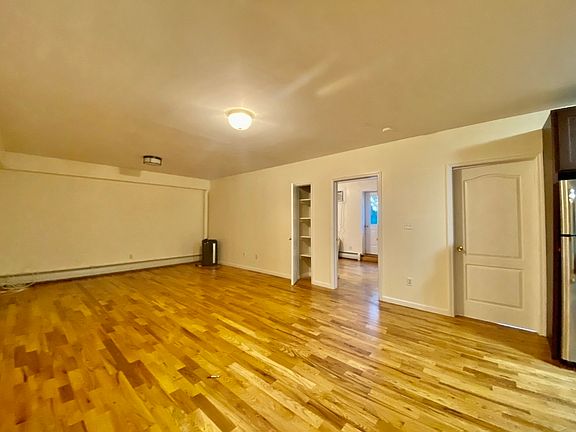 2nd image of 257 15th St #A104