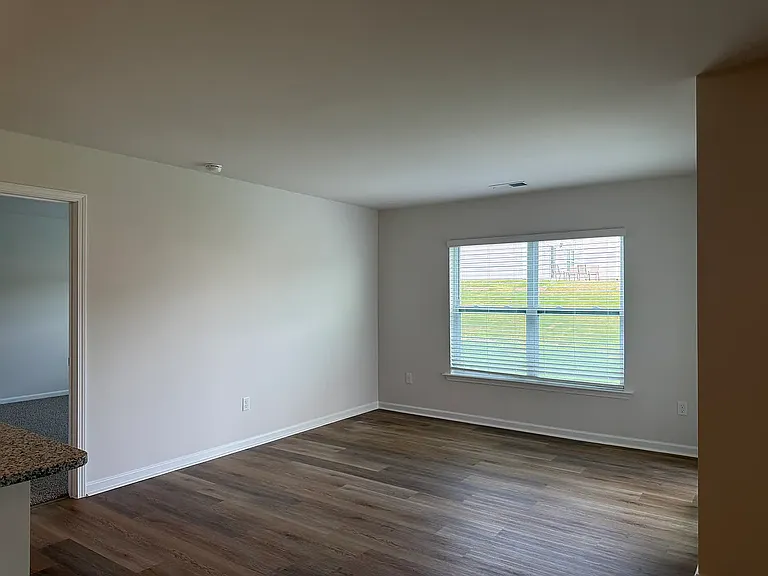 121 Cascade Ln — Photo 10