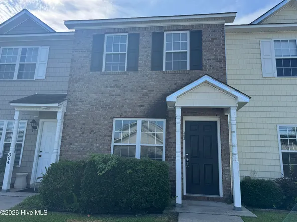302 Streamwood Dr, Jacksonville, NC 28546