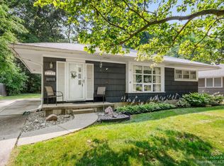 816 Carbeck Dr, Ann Arbor, MI