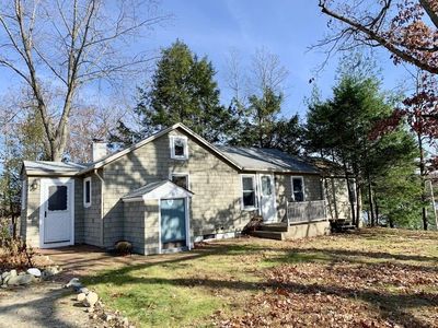 70 Log Rd, Smithfield, RI, 02917