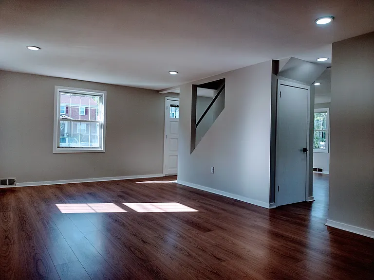 4204 Colonial Rd — Photo 9