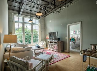 509 W Spring St APT 403, Fayetteville, AR 72701