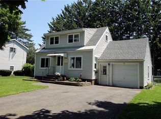 24 Ellmore Dr, Whitesboro, NY 13492