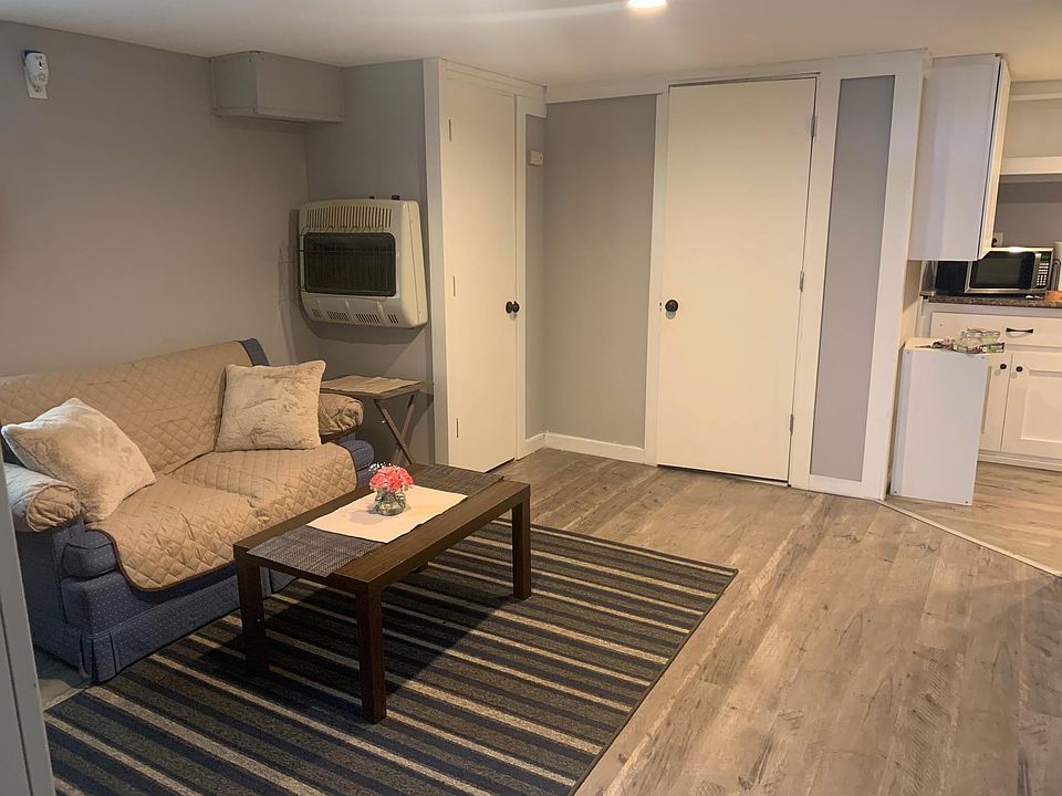 1st image of 39 13th St Floor 1