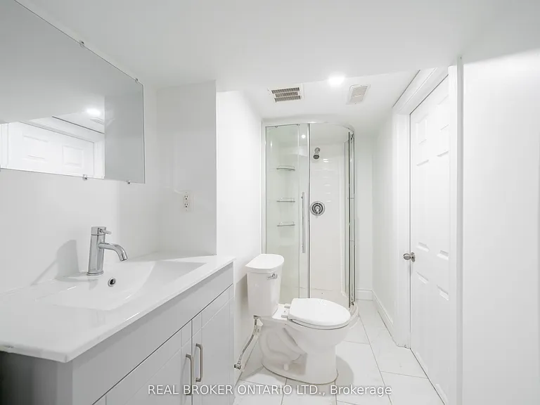 12 Villa Rd #BASEMENT — Photo 9