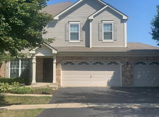 316 Stonegate Rd, Bolingbrook, IL 60440