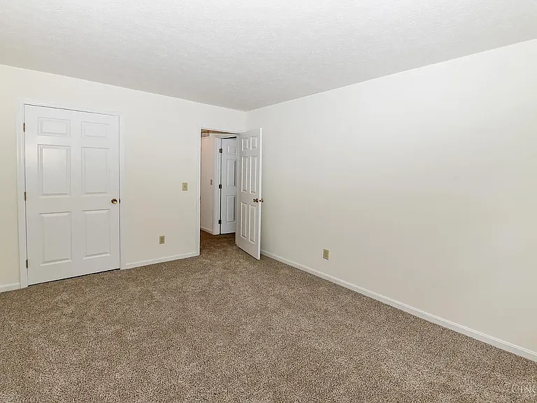 11528 Symmes Gate Ln — Photo 18