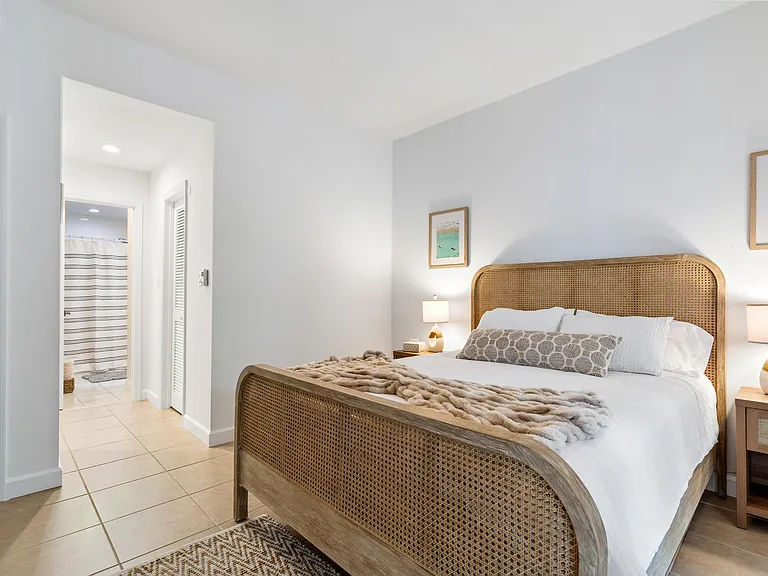5040 Harmony Cir #102 — Photo 5