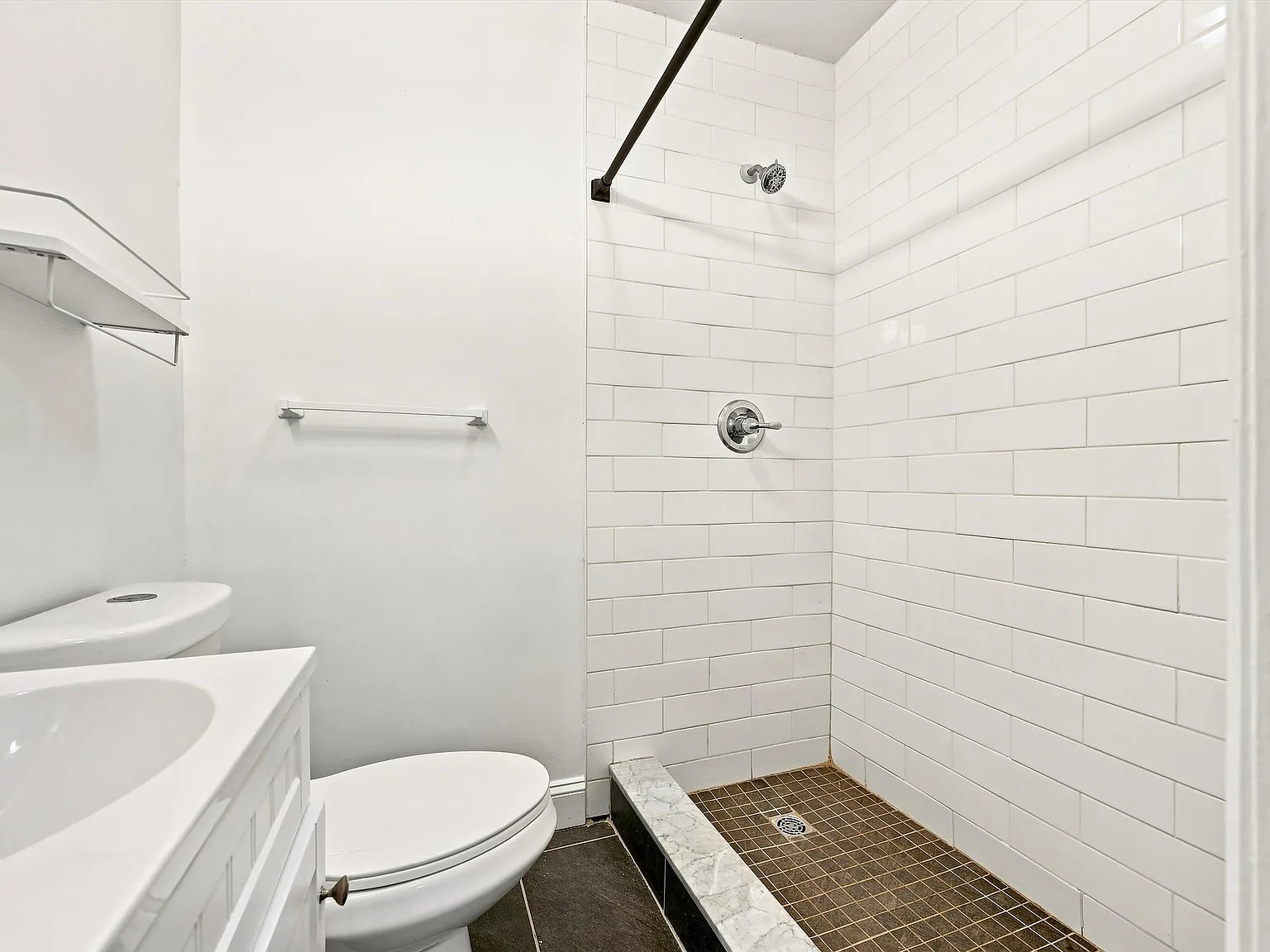 1 bed, $1,797 — Photo 4