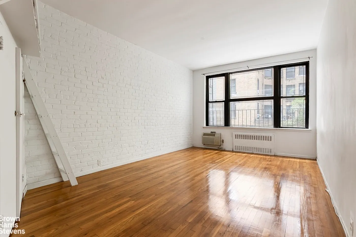 304 East 73rd Street — Photo 1