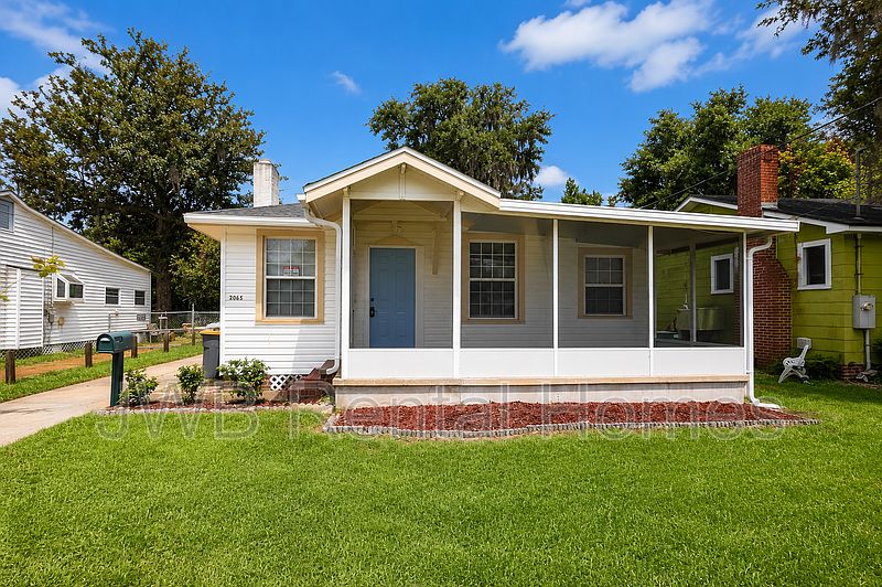 1st image of 2065 Camden Ave