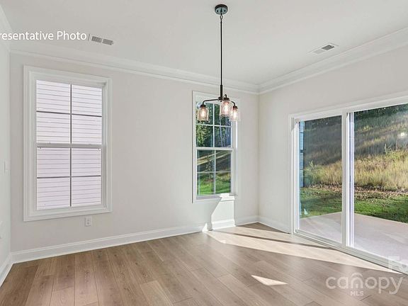 7th image of this home