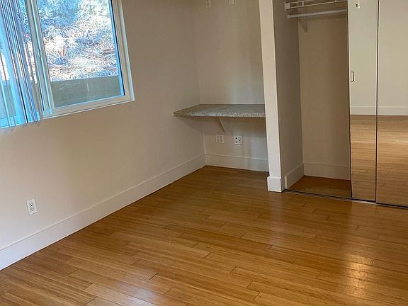 5th image of 1830 Upas St #13