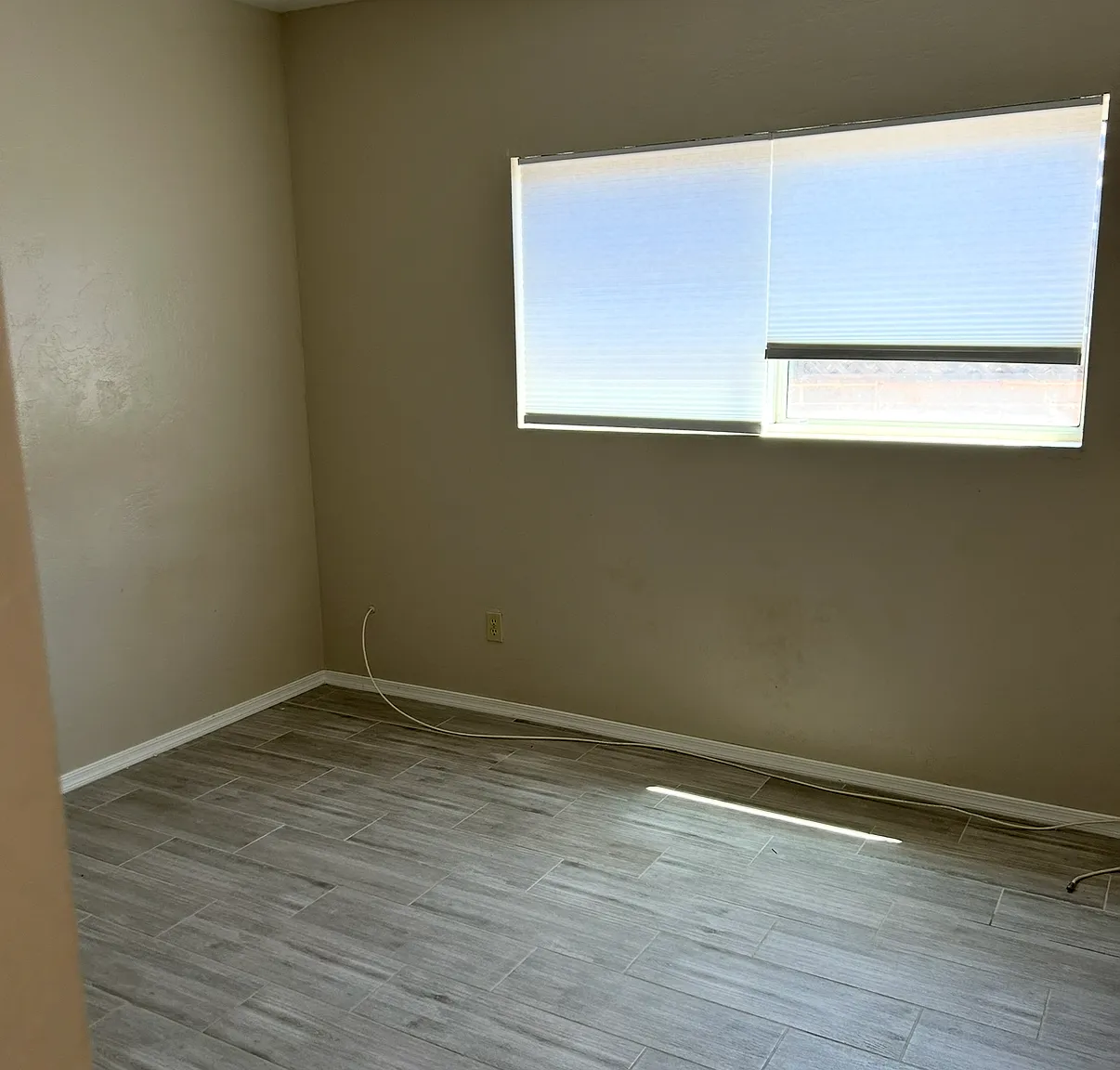 2 bed, 1200 sqft, $1,400 — Photo 4