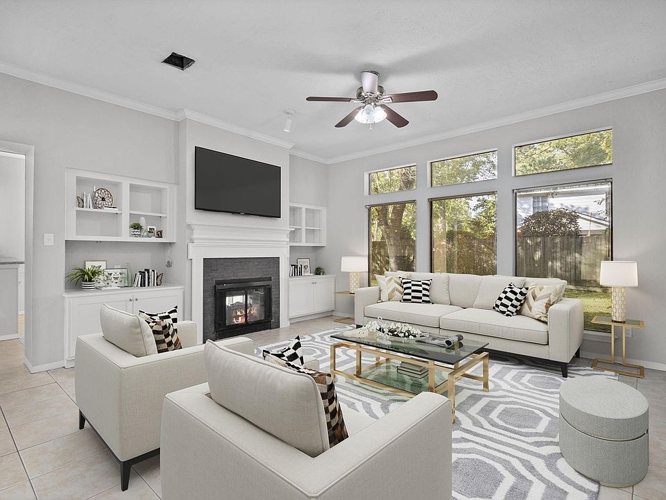 1st image of 4303 Woodbridge Dr