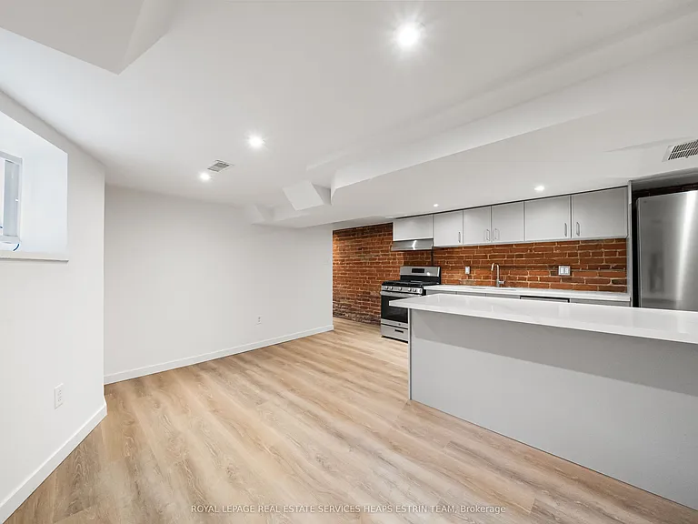 476 Euclid Ave #LOWER — Photo 12