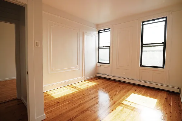 Rented by City Connections Realty | media 5