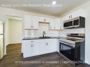 8600 Countryshire Ln APT 4, Kansas City, MO 64138