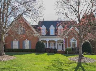 208 River Walk Dr, Simpsonville, SC 29681