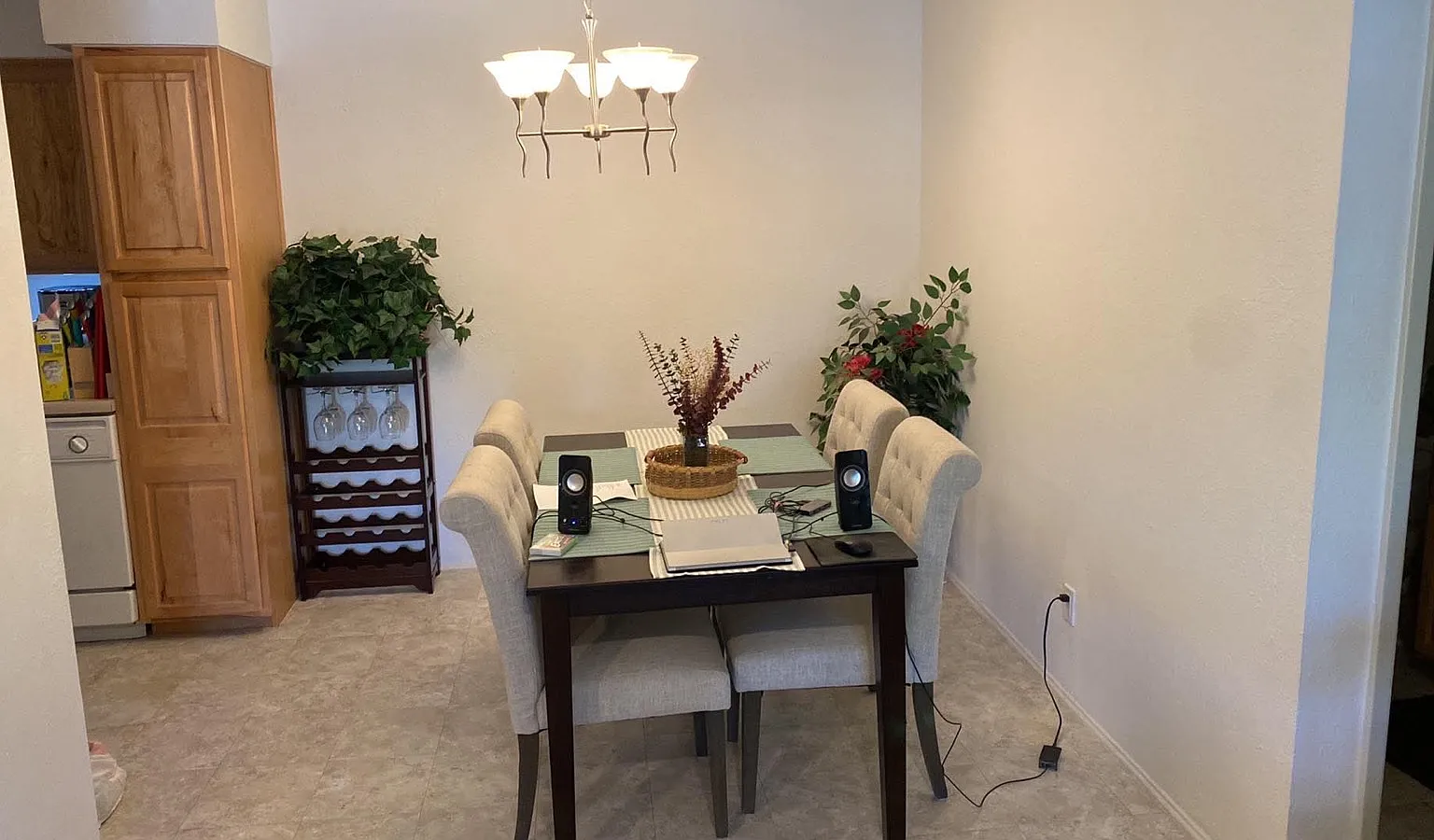 3 bed, 1152 sqft, $2,500 — Photo 3