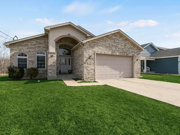 1713 Gilboa Ave, Zion, IL 60099