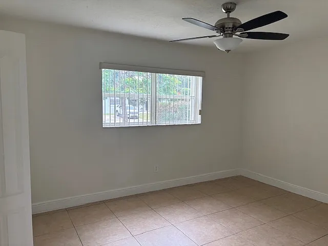 3 bed, 1308 sqft, $3,000 — Photo 2