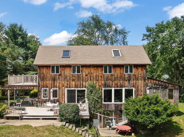 444 County Route 32, Valatie, NY 12184