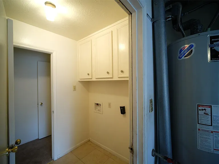12403 Bexley Dr — Photo 8